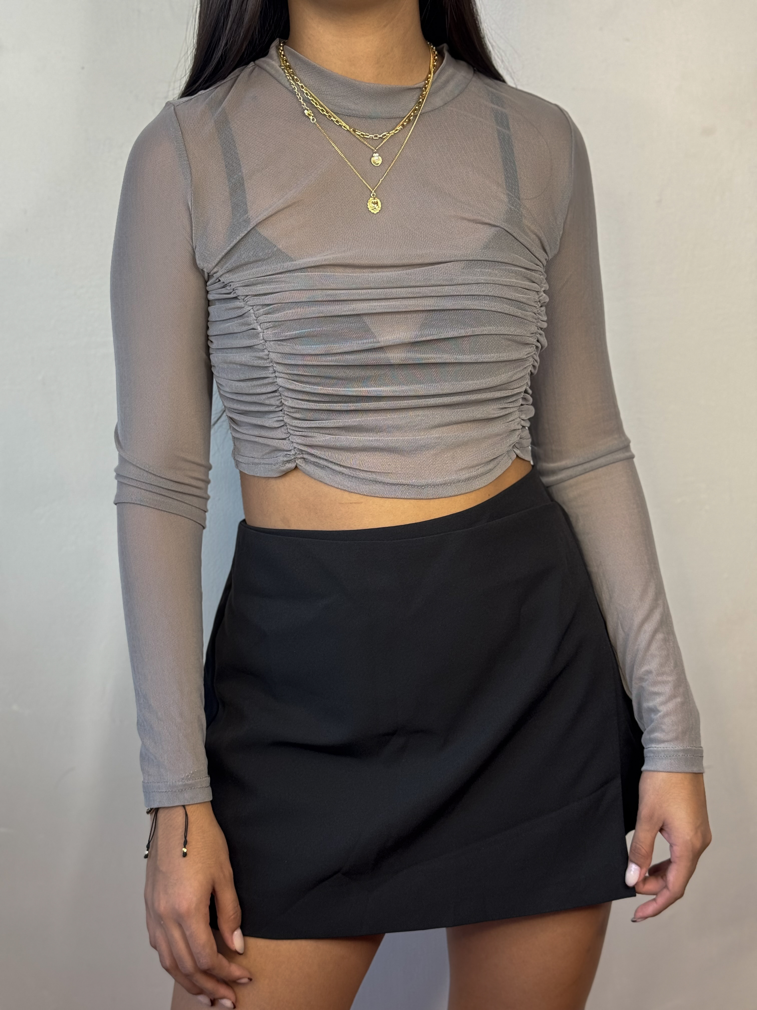 Top de mesh gris