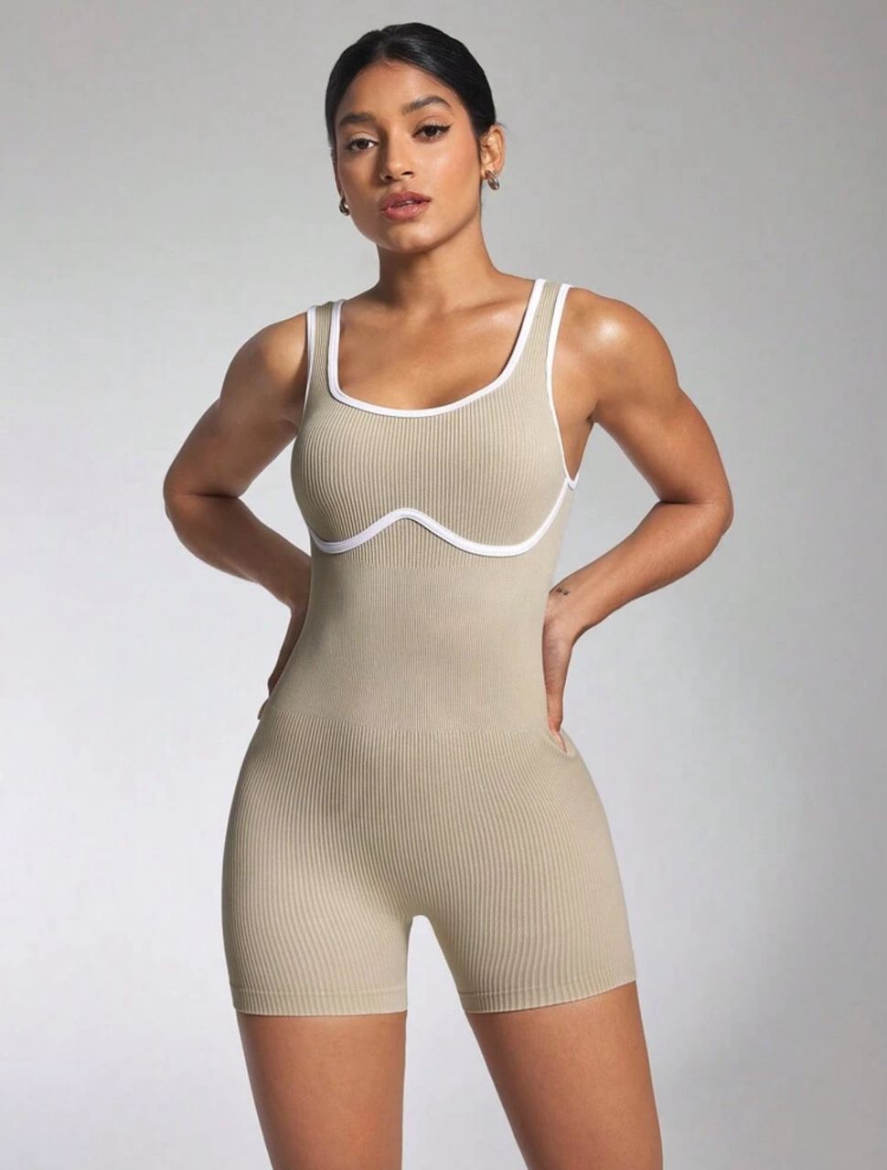 Enterizo beige