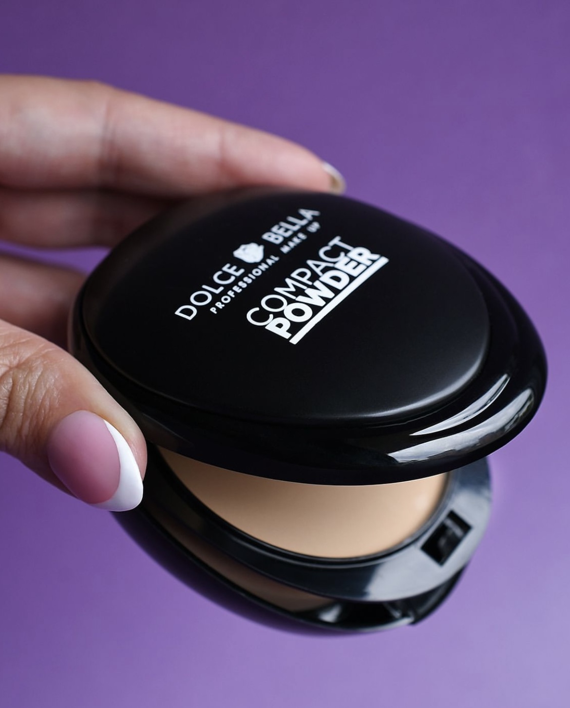 Polvo compacto de lujo con espejo Dolce Bella