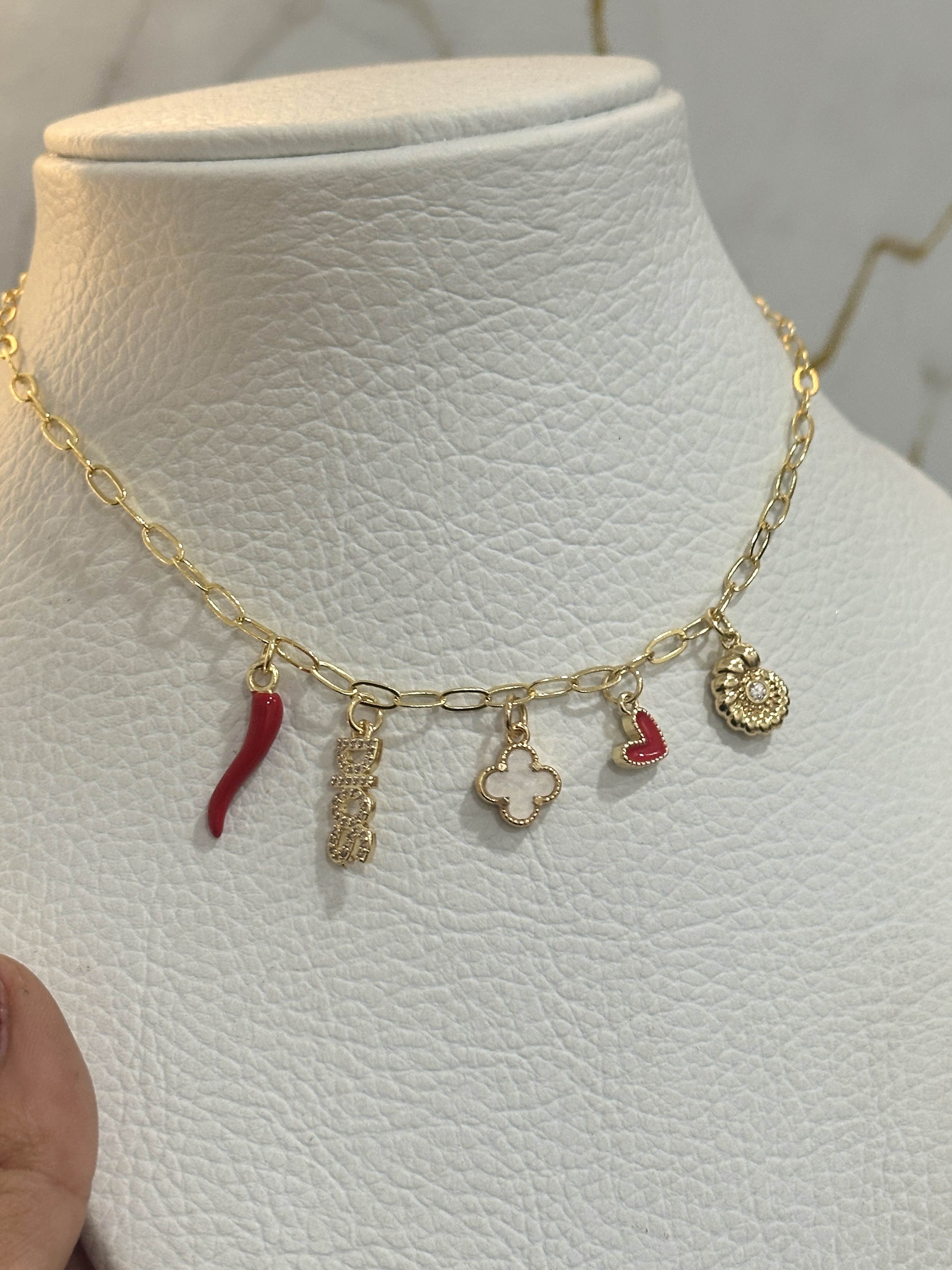 Collar multi dijes 