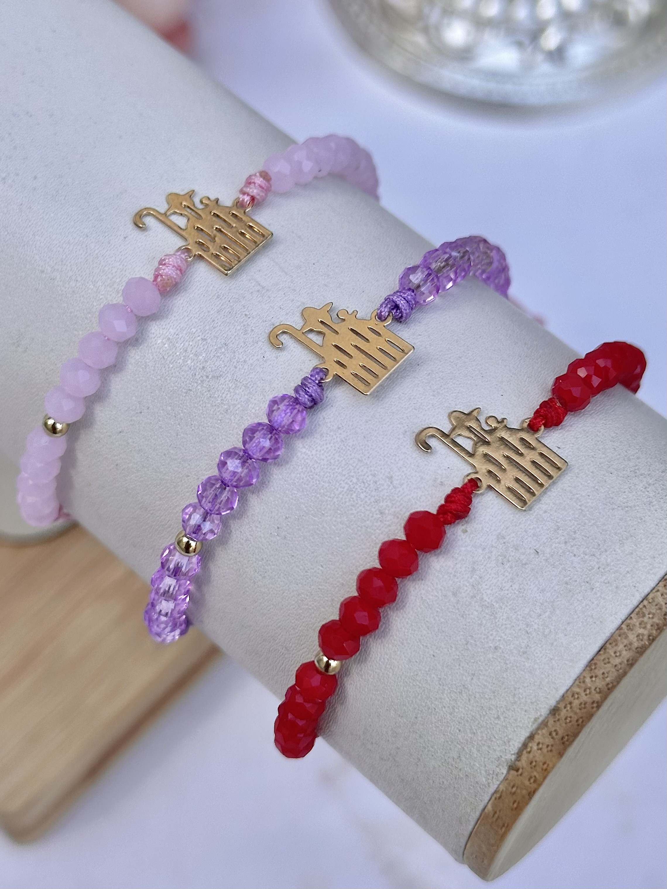 Pulsera Divina Pastora de cristal 