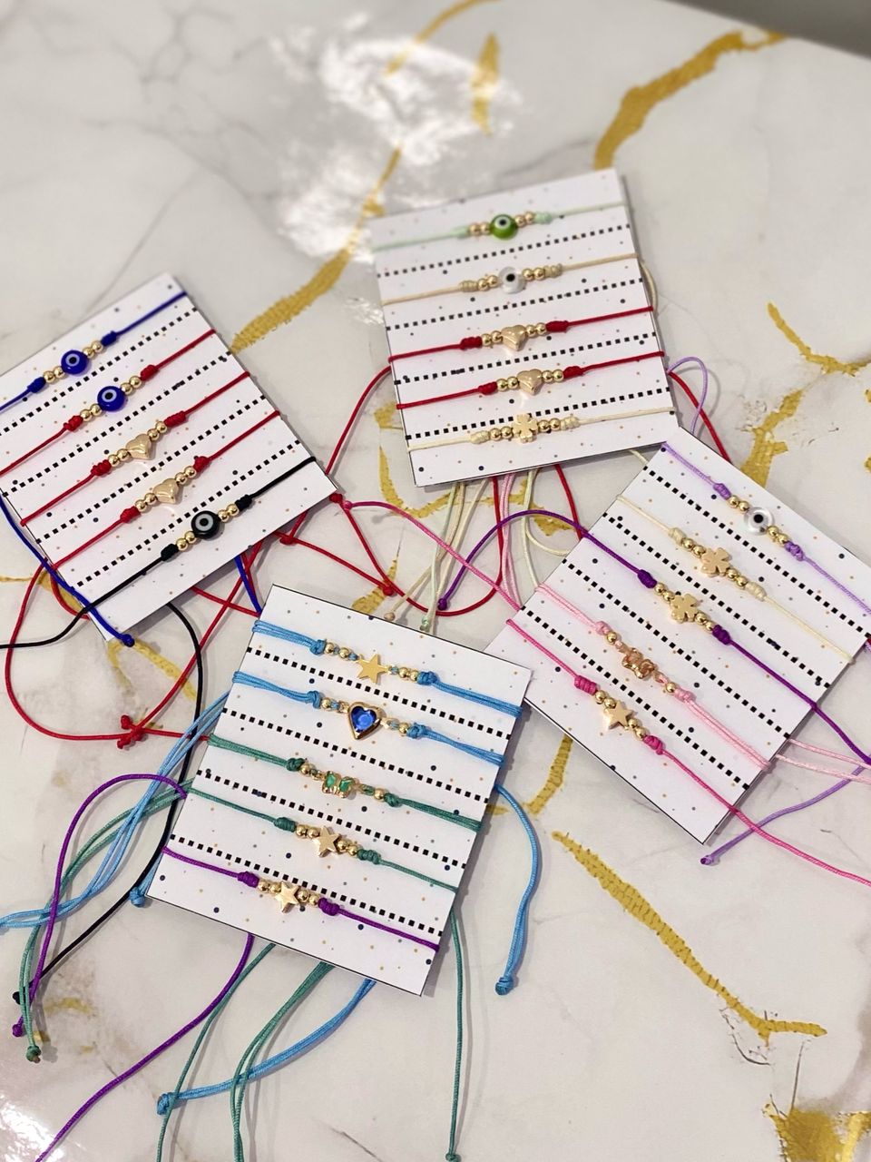 Pulseras de hilos sencillas  2