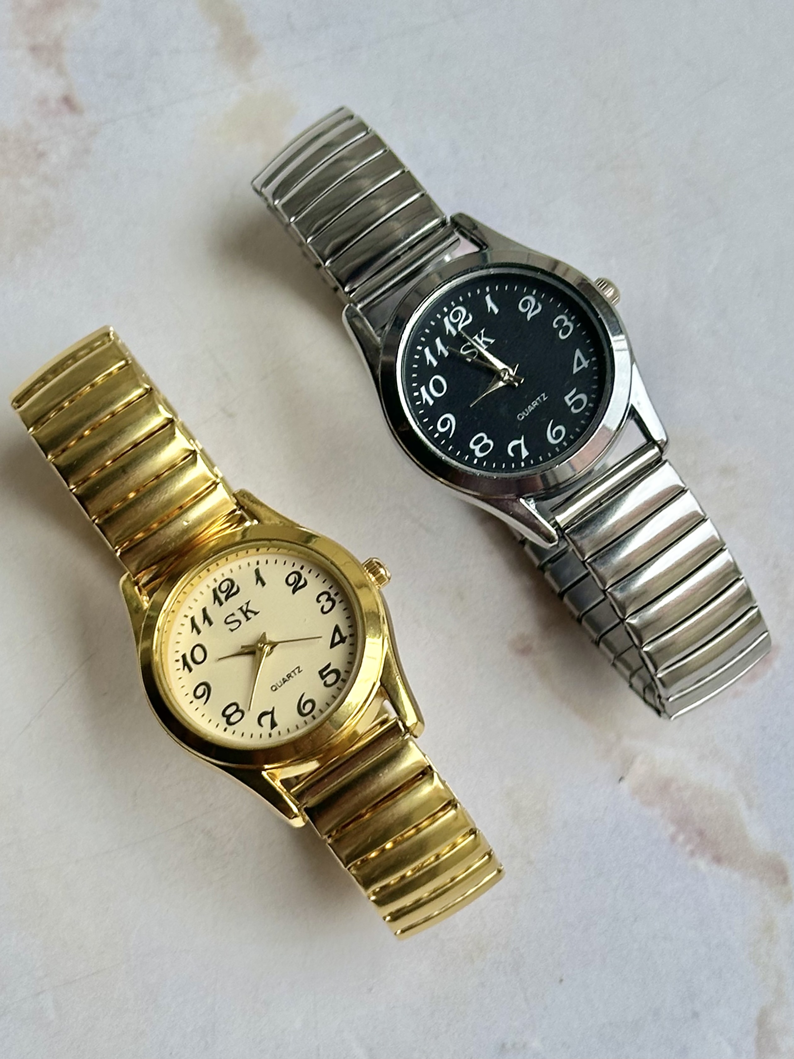 Relojes vintage con correa elástica 