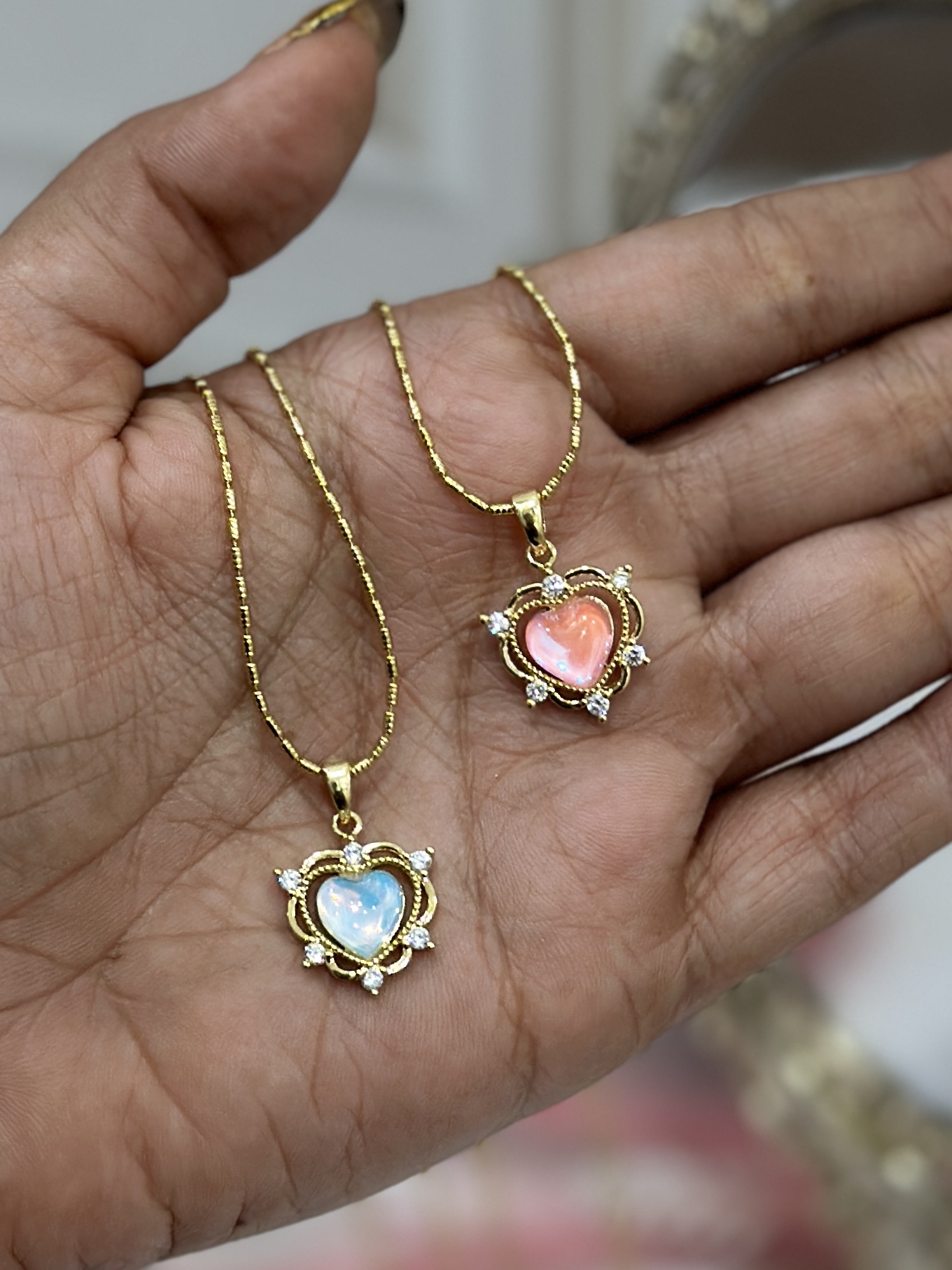 Collar corazón tornasol 