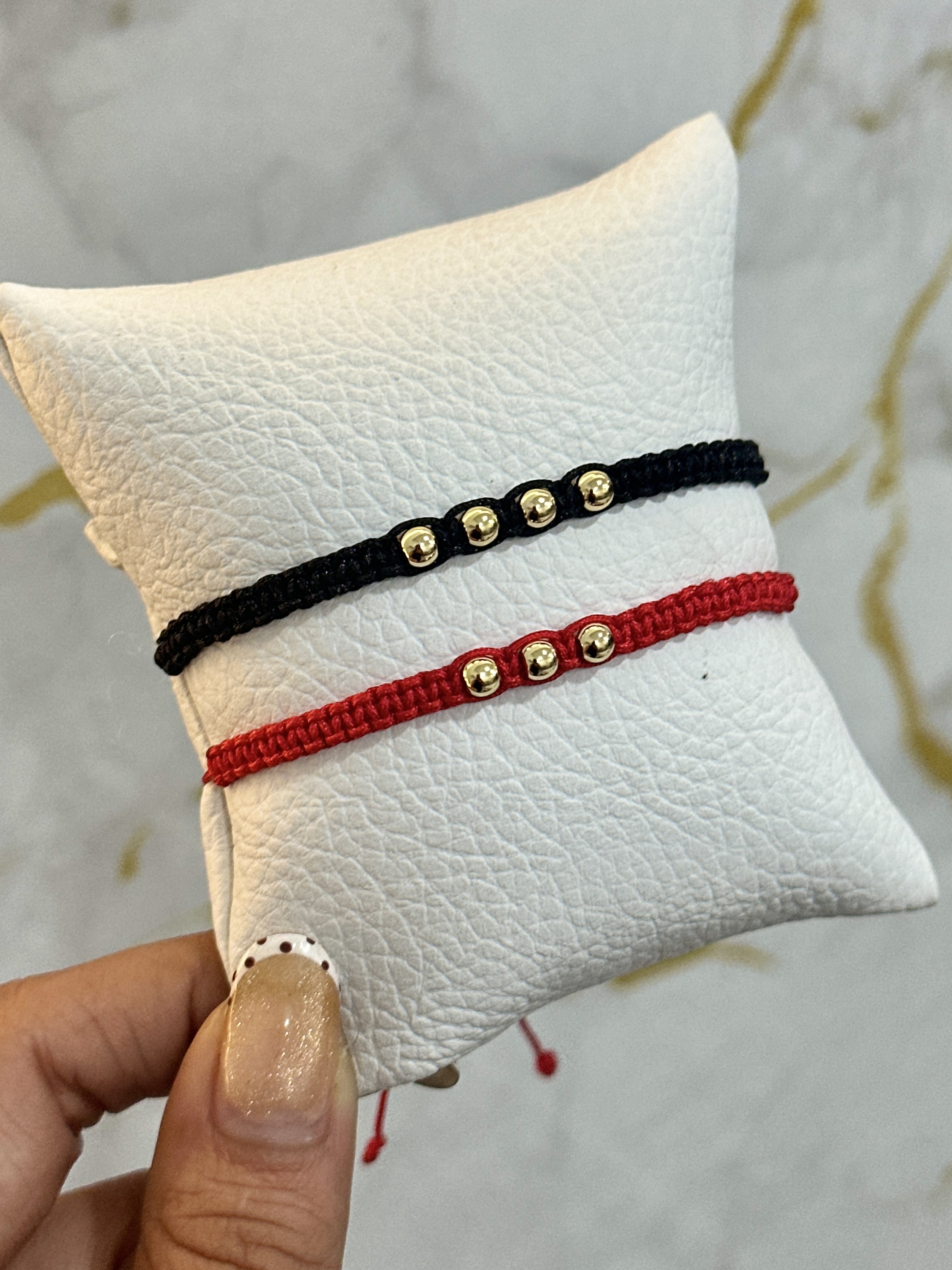 Pulsera tejida con balín (Par)