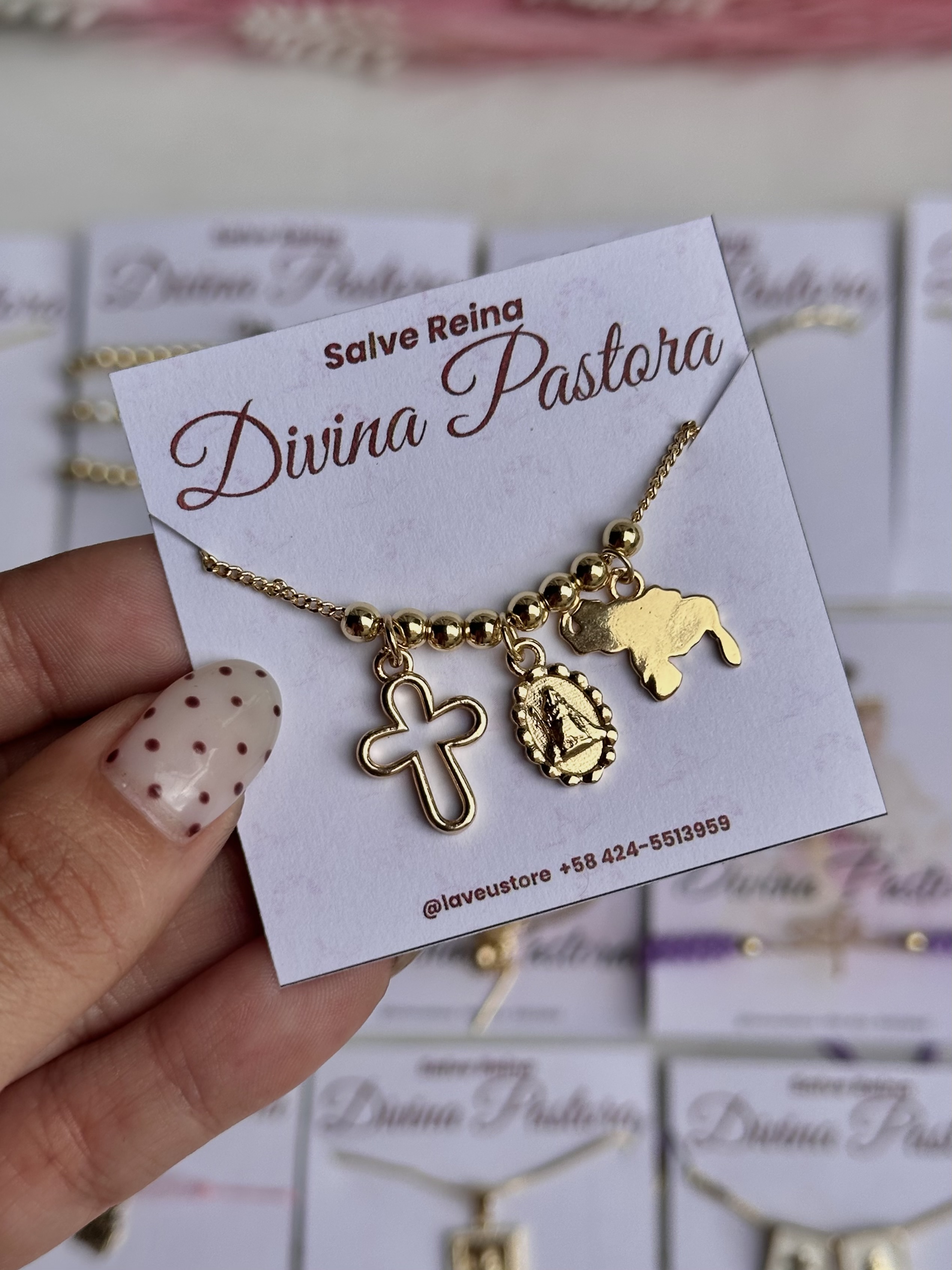Collar cruz + Divina Pastora + Vzla 