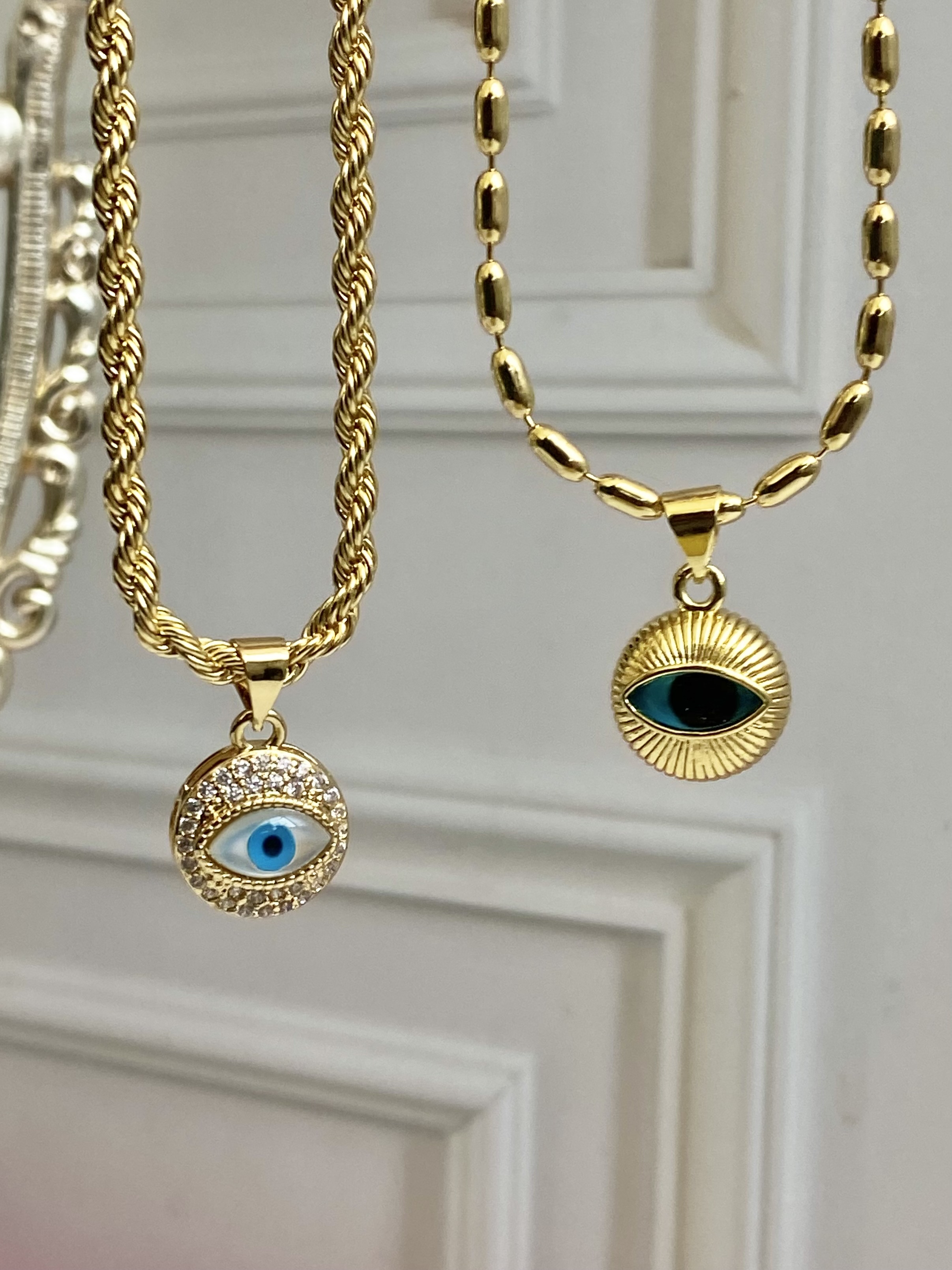 Collar ojo turco