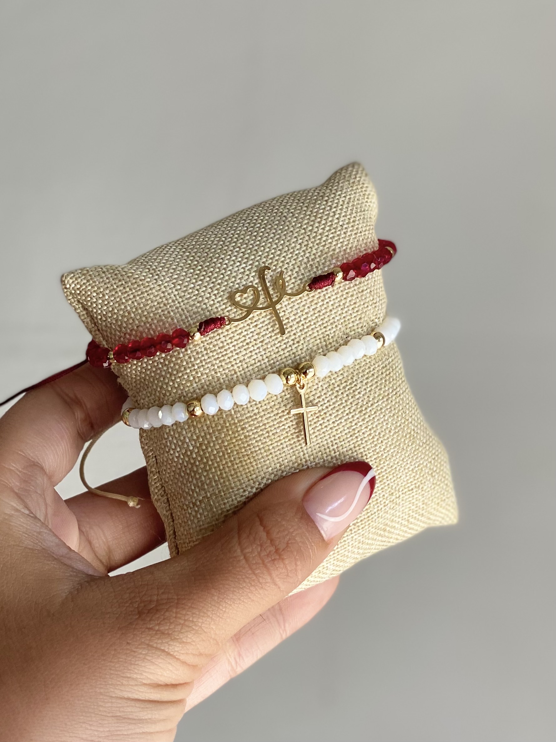 Pulseras cruz y fé de cristal 