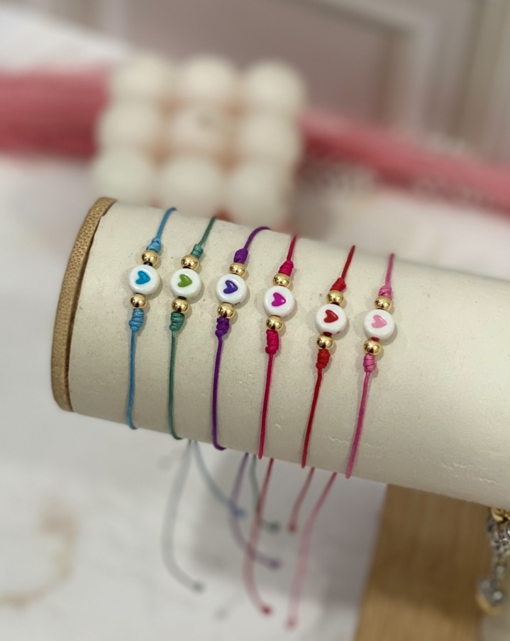 Pulseras de hilitos
