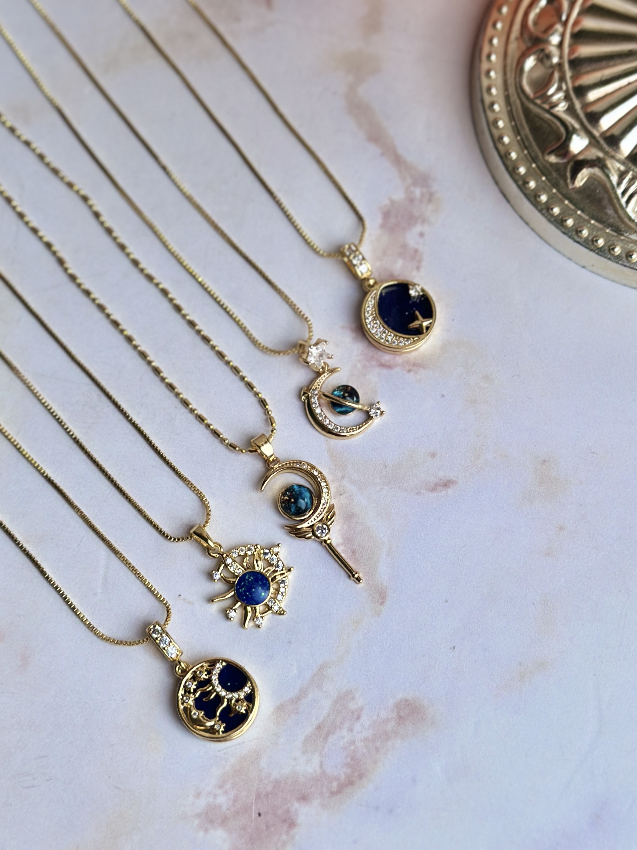 Collares sol y luna
